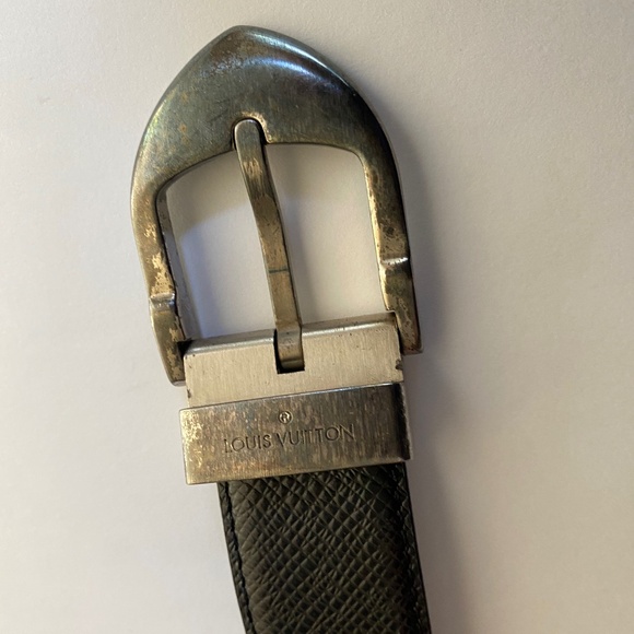 Louis Vuitton black leather belt 37” long Made in France 1-1/8" wide - Picture 7 of 11